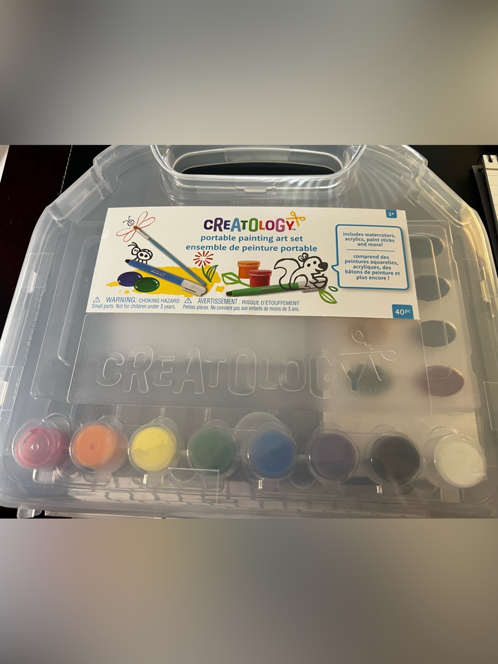 CREATOLOGY PORTABLE PAINTING ART SET. Includes all brand new except 4 Crayons